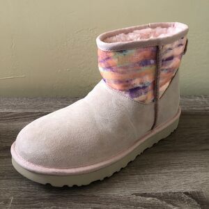 UGG Classic Mini Sequin Boots Light Pink Size 7 NEW